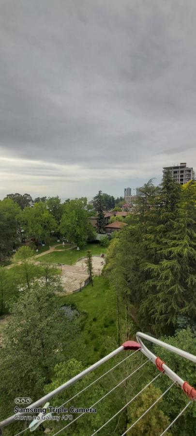 Студия Радуга У Моря Колхида Batumi Exterior foto